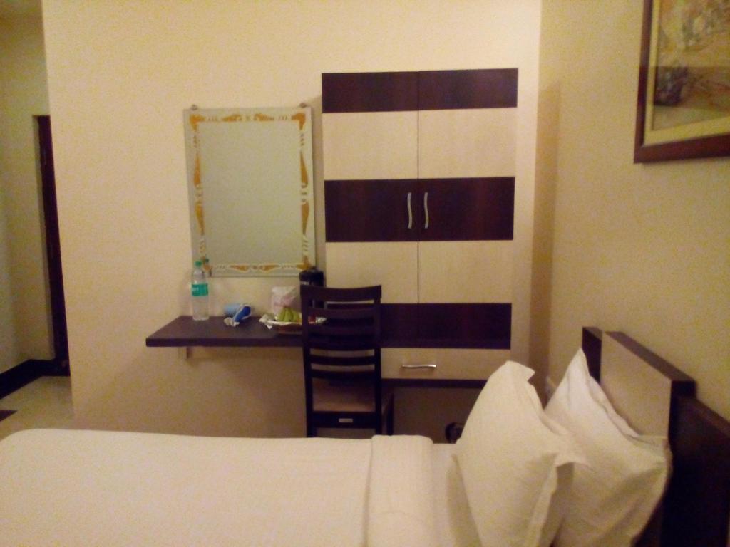 Divine Destination Hotel Varanasi Exterior photo
