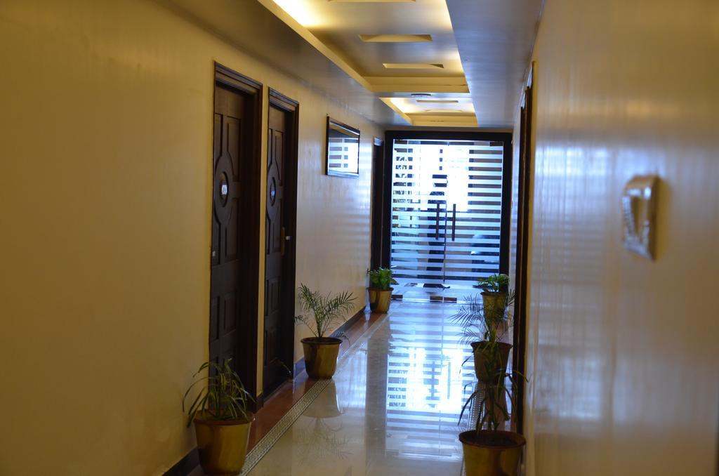 Divine Destination Hotel Varanasi Exterior photo